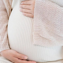 ”CFO阿什克🍫纳兹补🇱🇹哪里能代孕充说，Alph👛🙇‍♀️abet资助了👩‍👧